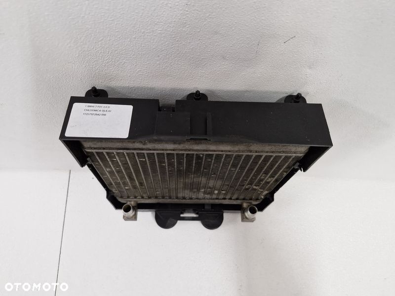 BMW 7 F01 3.0 D CHŁODNICA OLEJU 17217572542 - 6