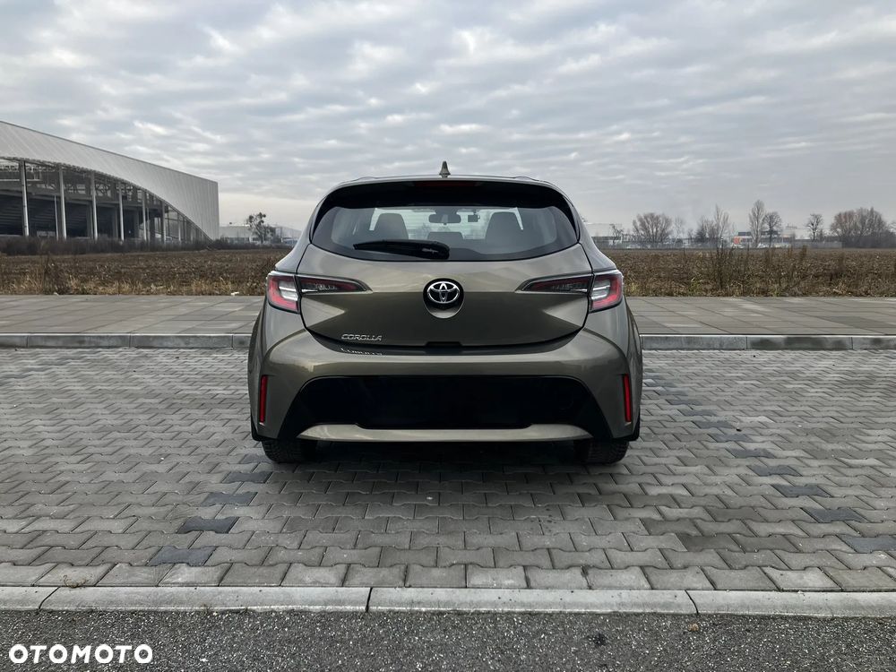 Toyota Corolla 1.2 T Active - 8