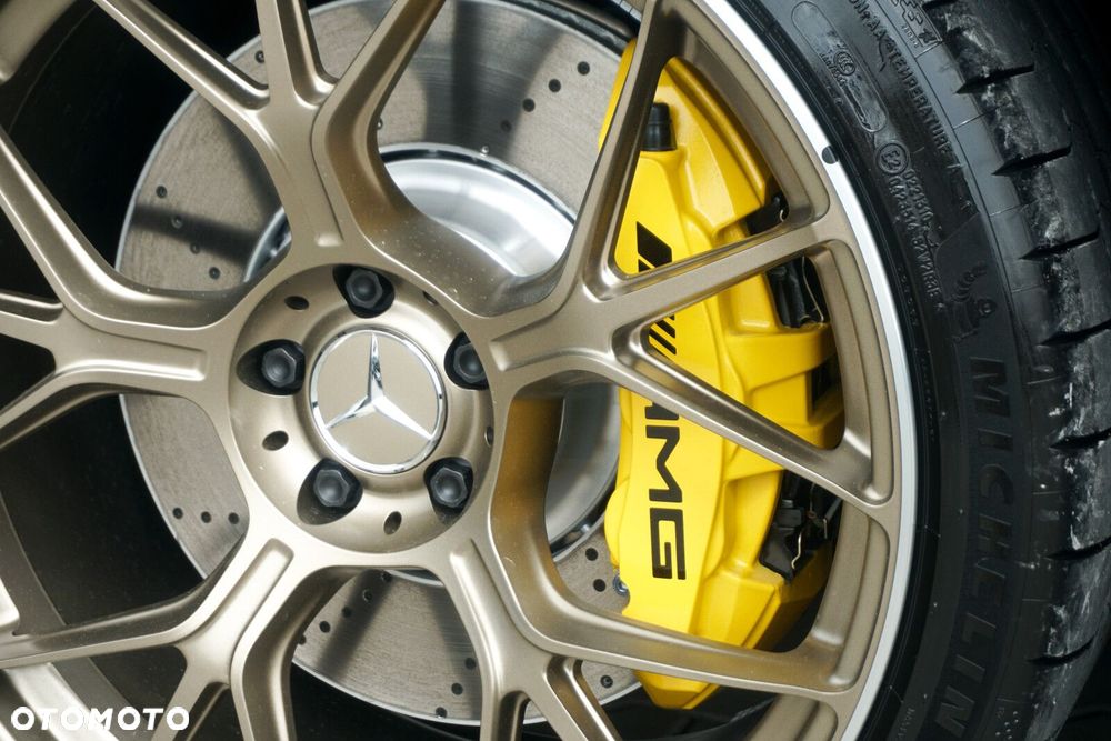 Mercedes-Benz AMG GT - 14