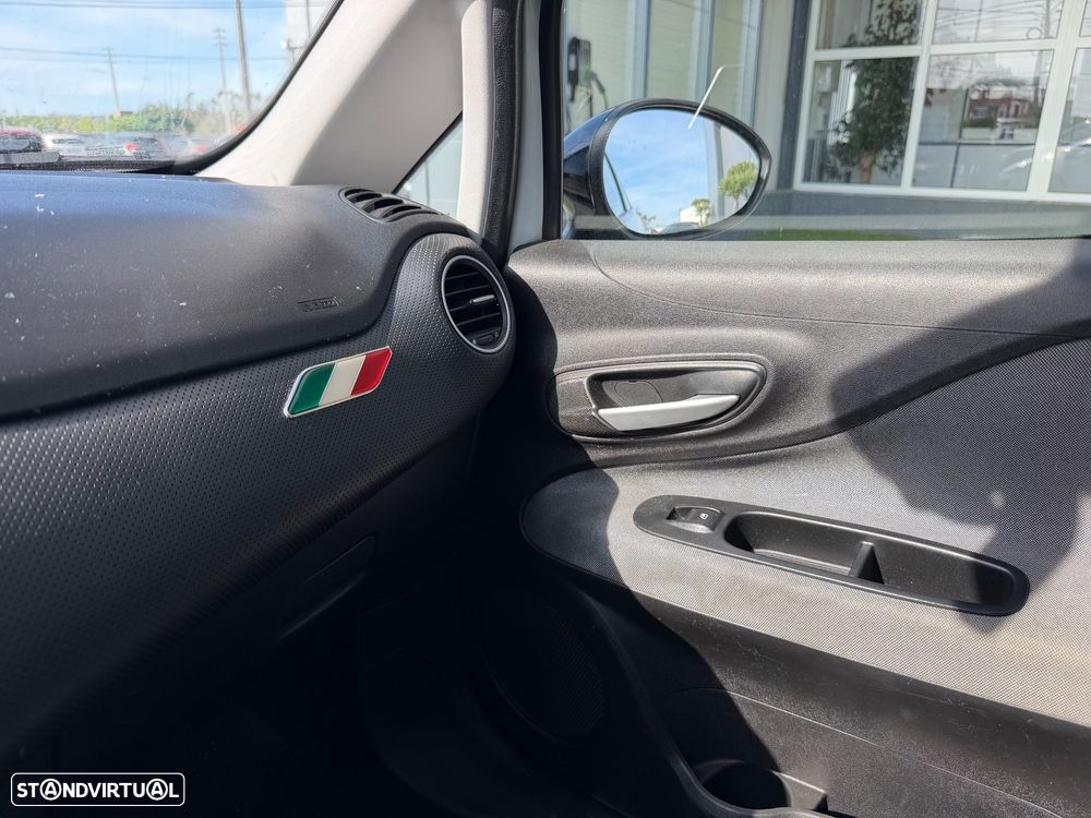 Fiat Grande Punto 1.3 Multijet 16V DPF Sport - 13