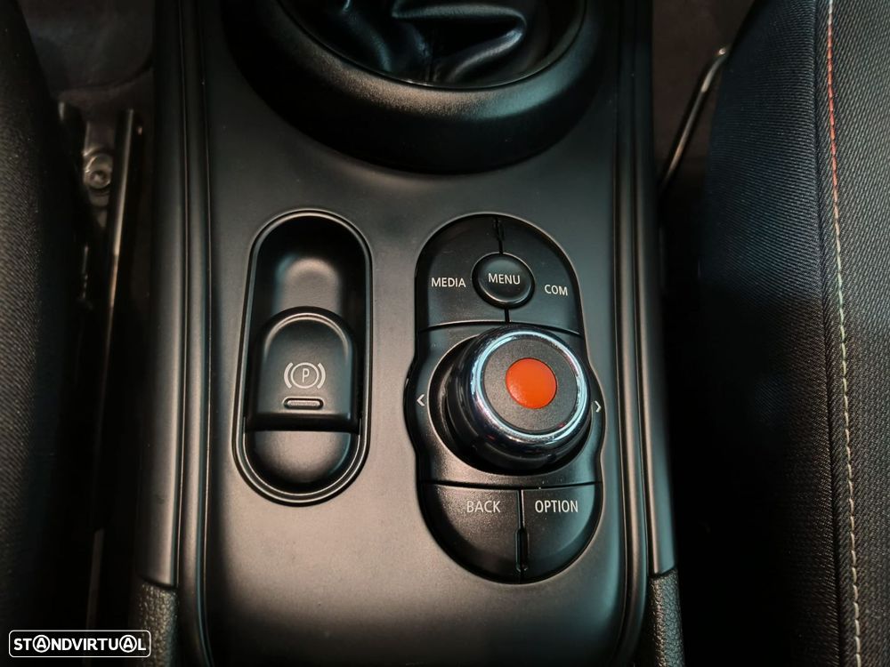 MINI Countryman One D 4Business - 24