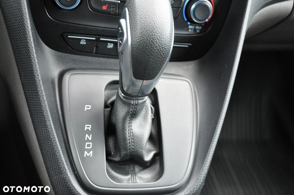 Ford Transit Connect - 16