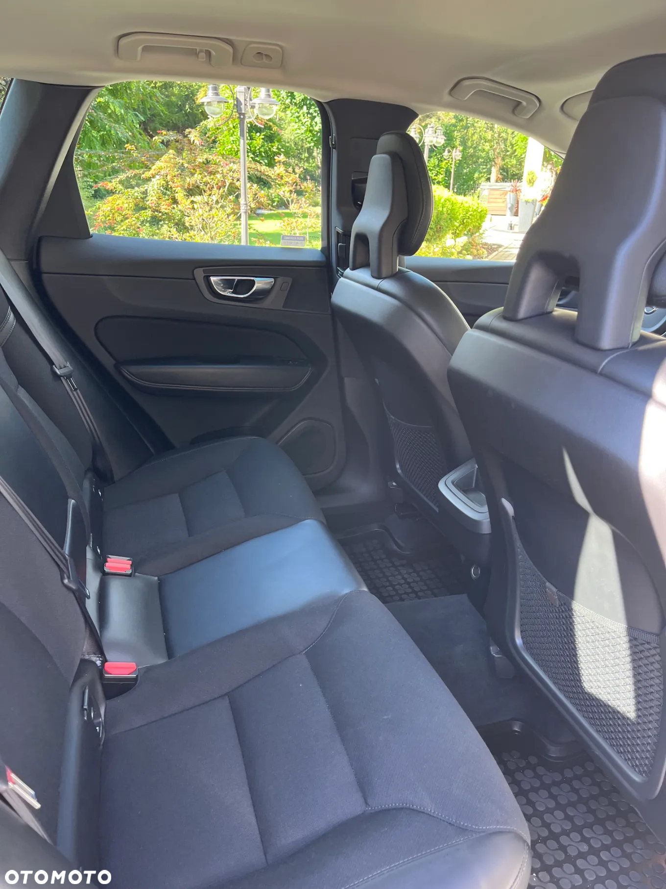 Volvo XC 60 D4 AWD Momentum - 19