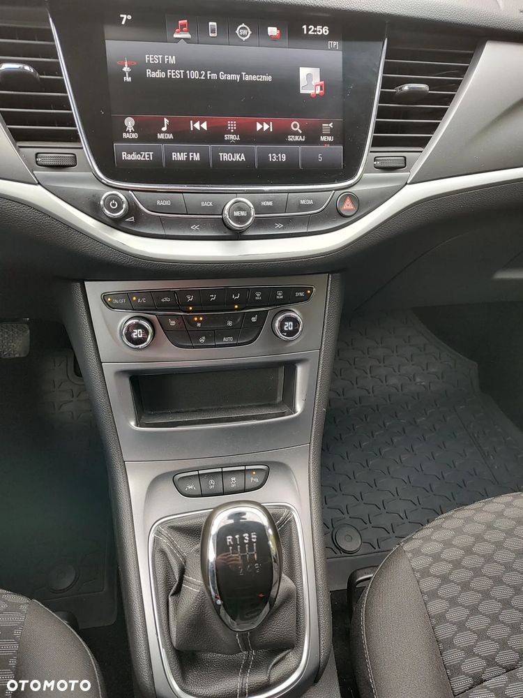 Opel Astra - 26