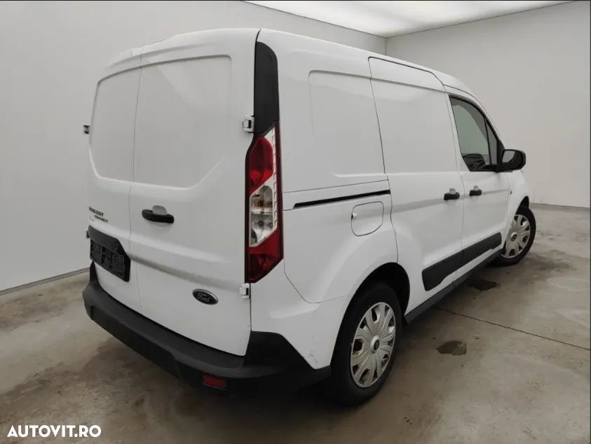 Ford Transit Connect - 3
