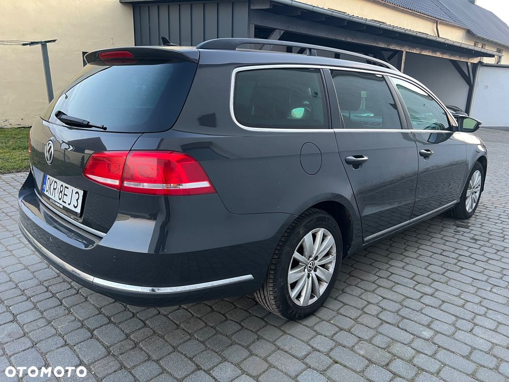Volkswagen Passat 2011 photo 5