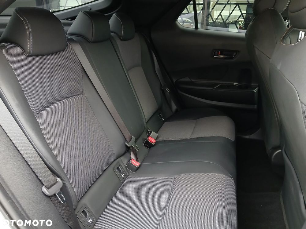 Toyota C-HR 1.8 Hybrid Executive - 24