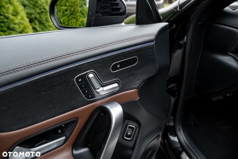 Mercedes-Benz CLA 250 4Matic 8G-DCT Edition AMG Line - 18