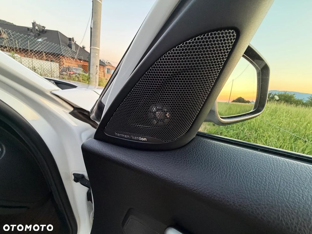 BMW Seria 1 120d Sport Line - 20