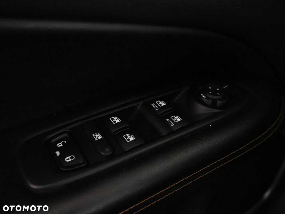 Jeep Compass 1.4 TMair Limited FWD S&S - 33