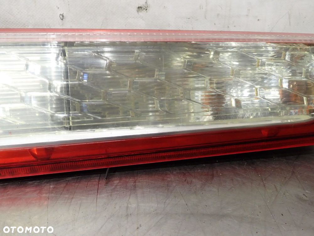 LAMPA PRAWA TYLNA FORD FOCUS MK2 LIFT 1.6 8M51-13404-AB - 4