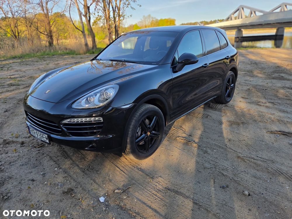 Porsche Cayenne Platinum Edition - 2