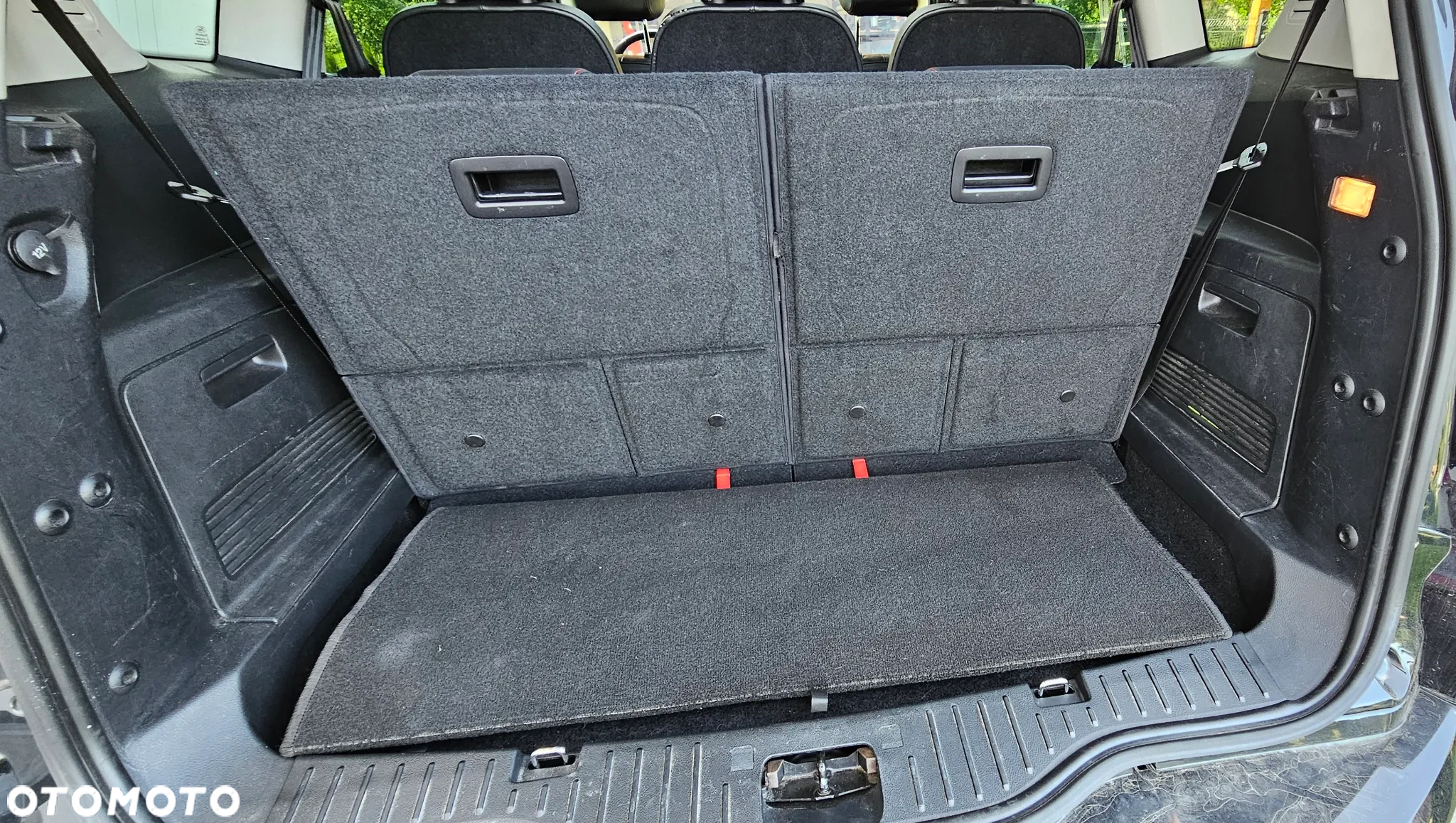 Ford S-Max - 18