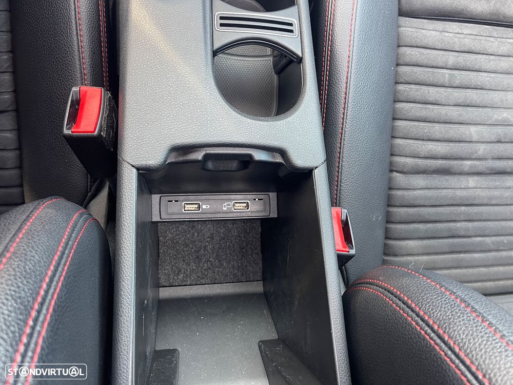 Mercedes-Benz A 180 d AMG Line - 21