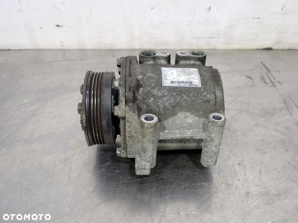SPRĘŻARKA KLIMATYZACJI SUBARU JUSTY G3X 95200-86GA0  3025034   AKC200A081 - 2