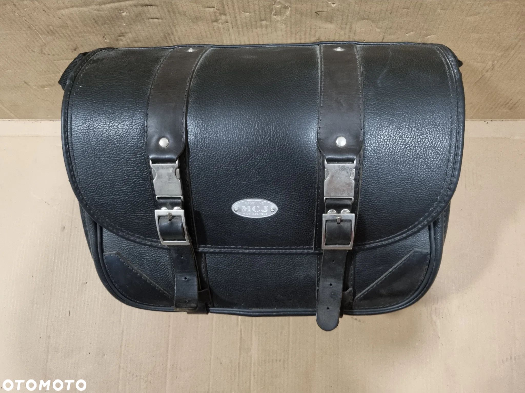 Kufer Sakwa skurzana boczna Harley Davidson - 1