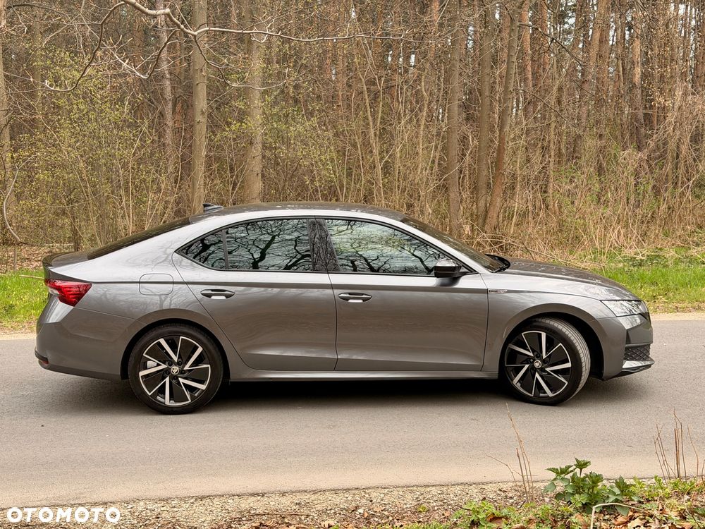 Skoda Octavia 1.5 TSI mHEV Sportline DSG - 5