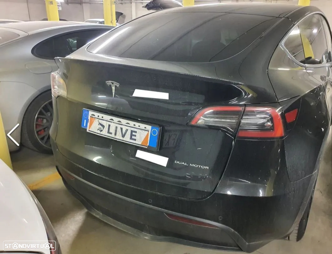 Tesla Model Y Long Range Dual Motor AWD - 2