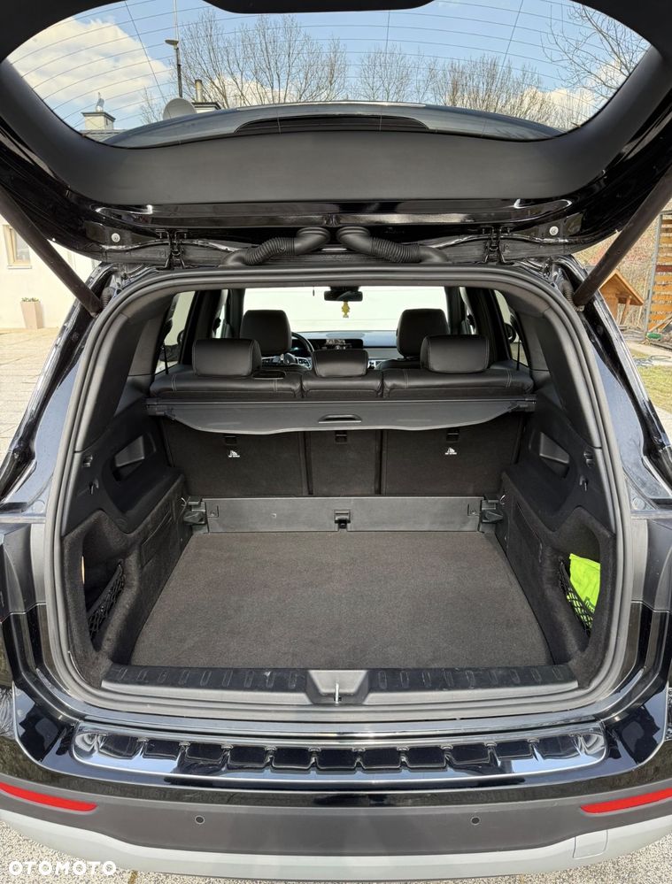 Mercedes-Benz GLB 200 7G-DCT - 10