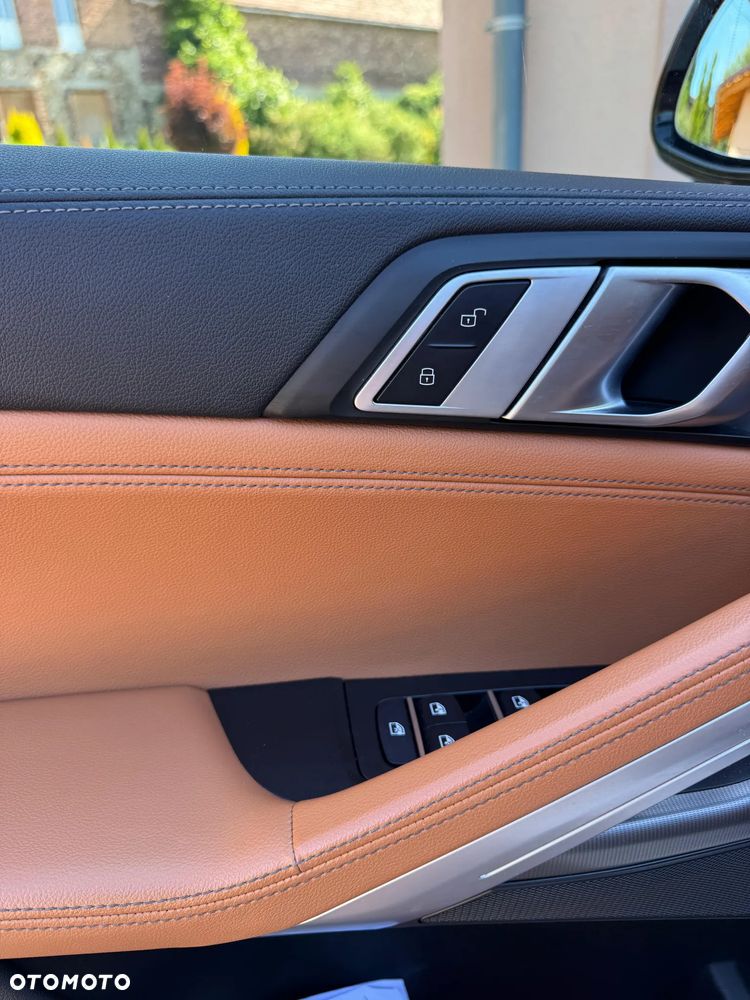 BMW X6 - 30