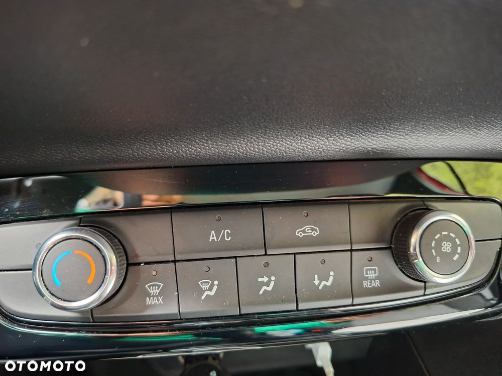 Opel Corsa 1.2 Edition S&S - 10