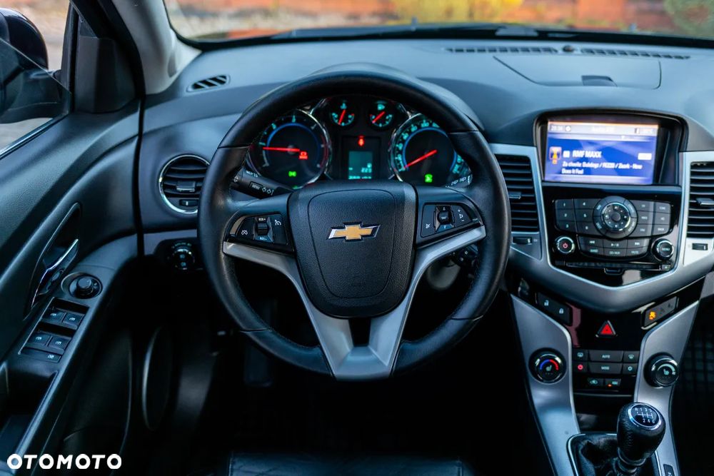 Chevrolet Cruze 2.0TD LTZ+ - 30