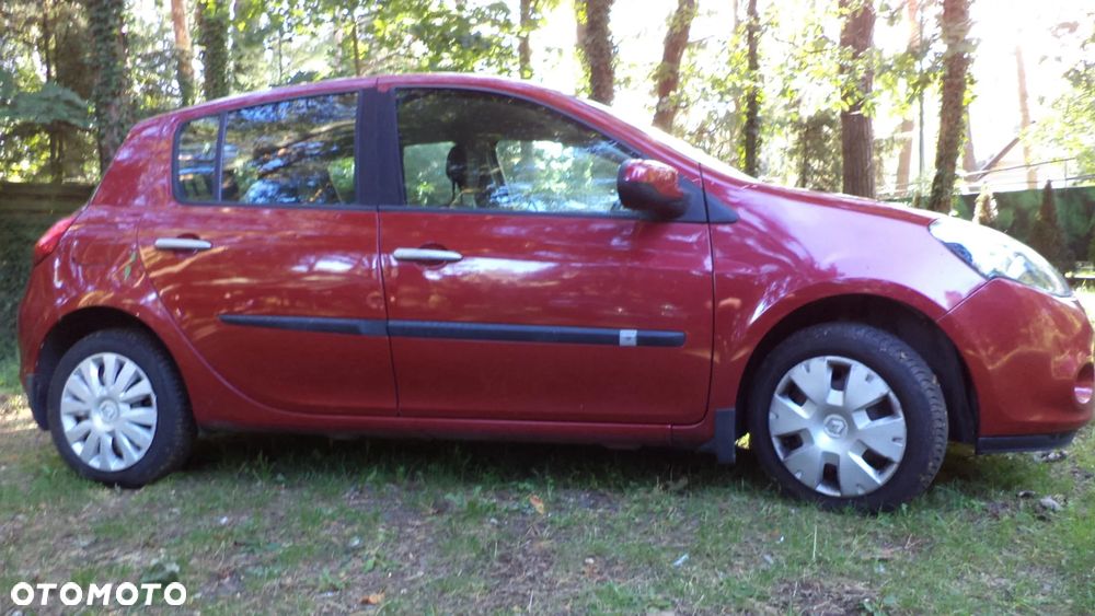 Renault Clio 1.2 16V All Inclusive - 3