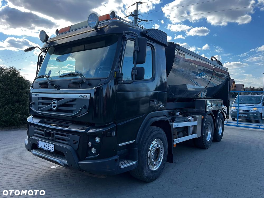 Volvo FE 6x2 - 1