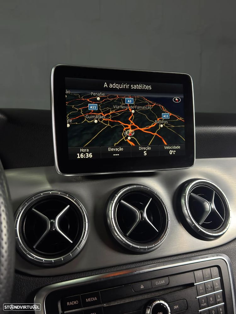 Mercedes-Benz CLA 220 d Shooting Brake AMG Line Aut. - 16