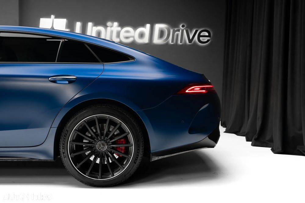 Mercedes-Benz AMG GT 4-door Coupe 63 4Matic+ Speedshift MCT 9G - 12