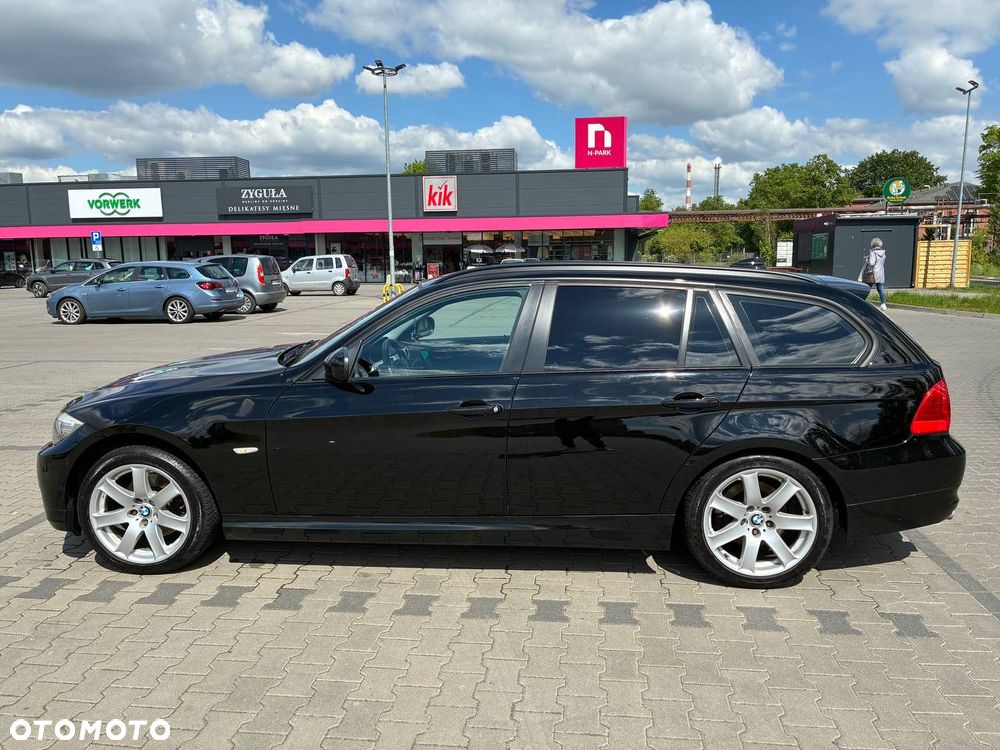 BMW Seria 3 318d - 3
