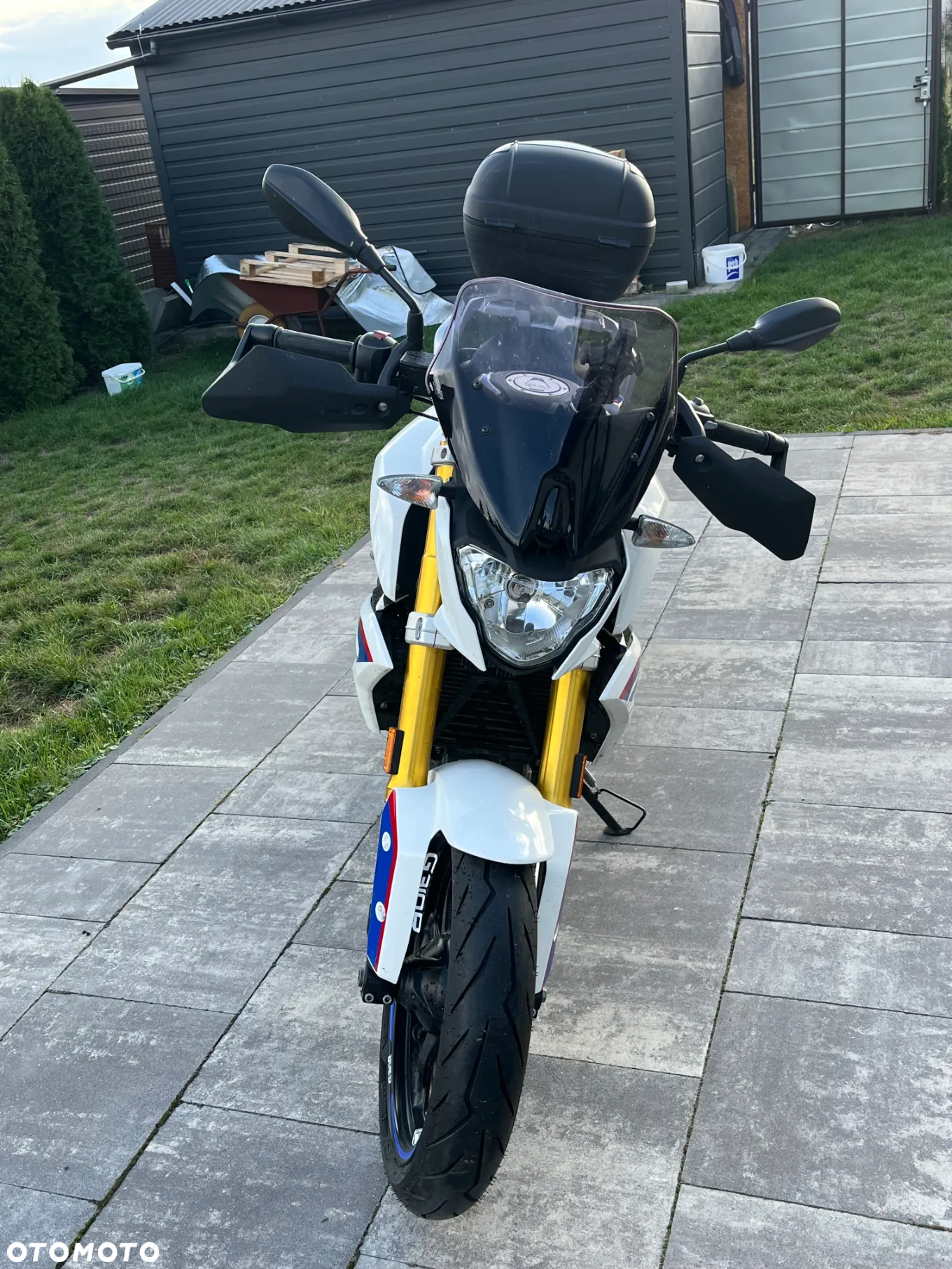 BMW G - 4
