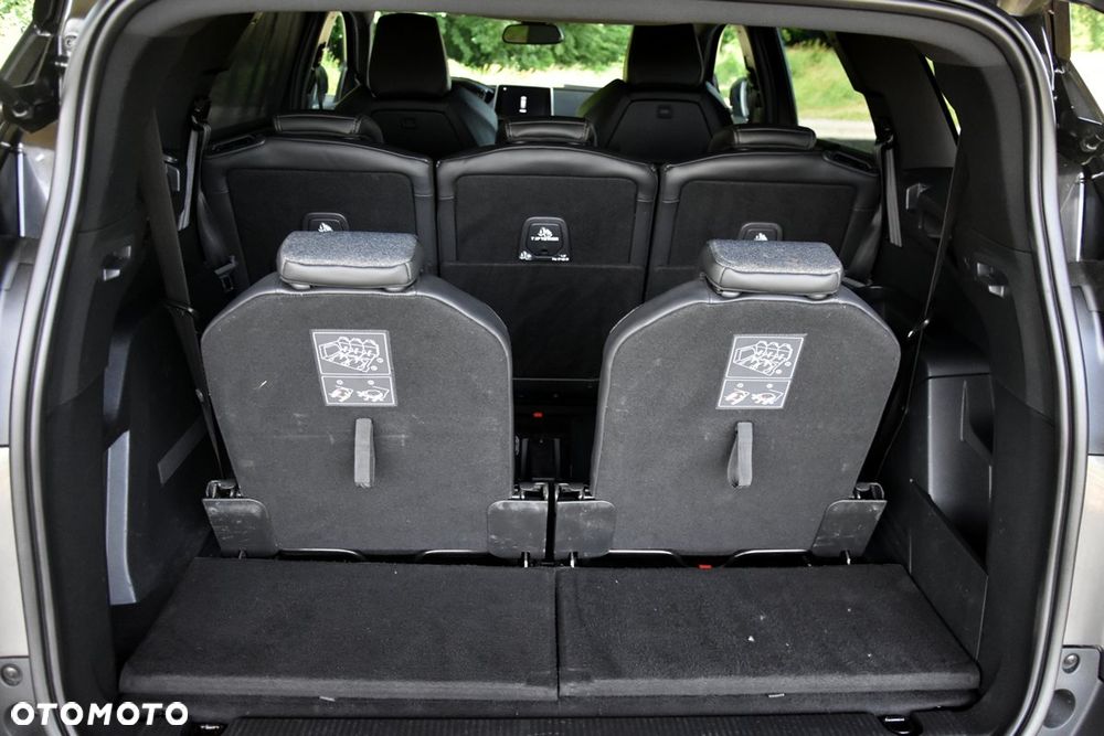 Peugeot 5008 THP 165 EAT6 Allure - 22