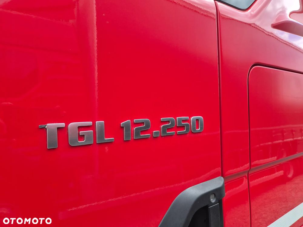 MAN TGL 12.250 KABINA LX DWA LÓŻKA + 23 PALETY - 17