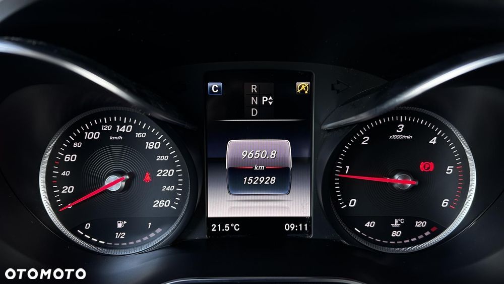Mercedes-Benz GLC - 30
