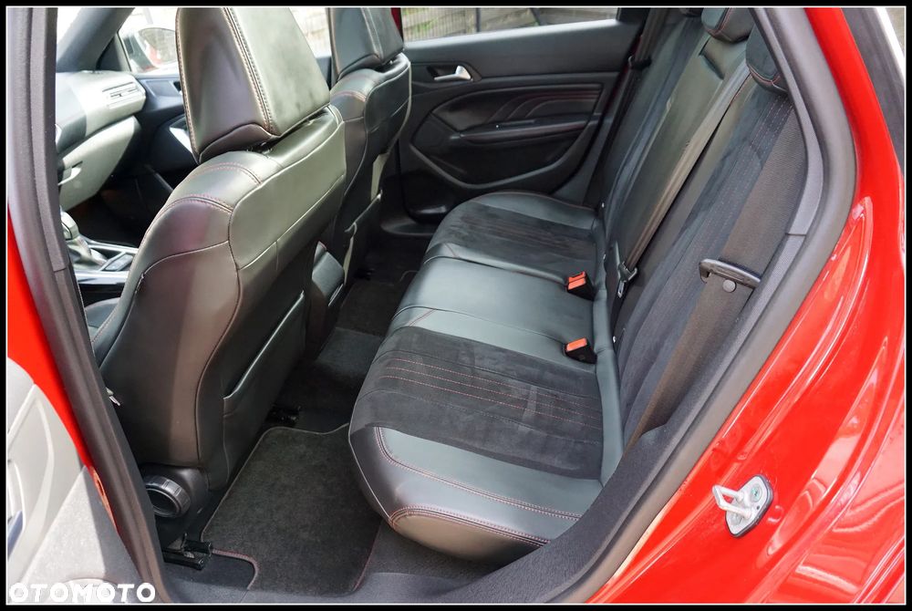 Peugeot 308 BlueHDi FAP 150 EAT6 Stop&Start GT-Line Edition - 12