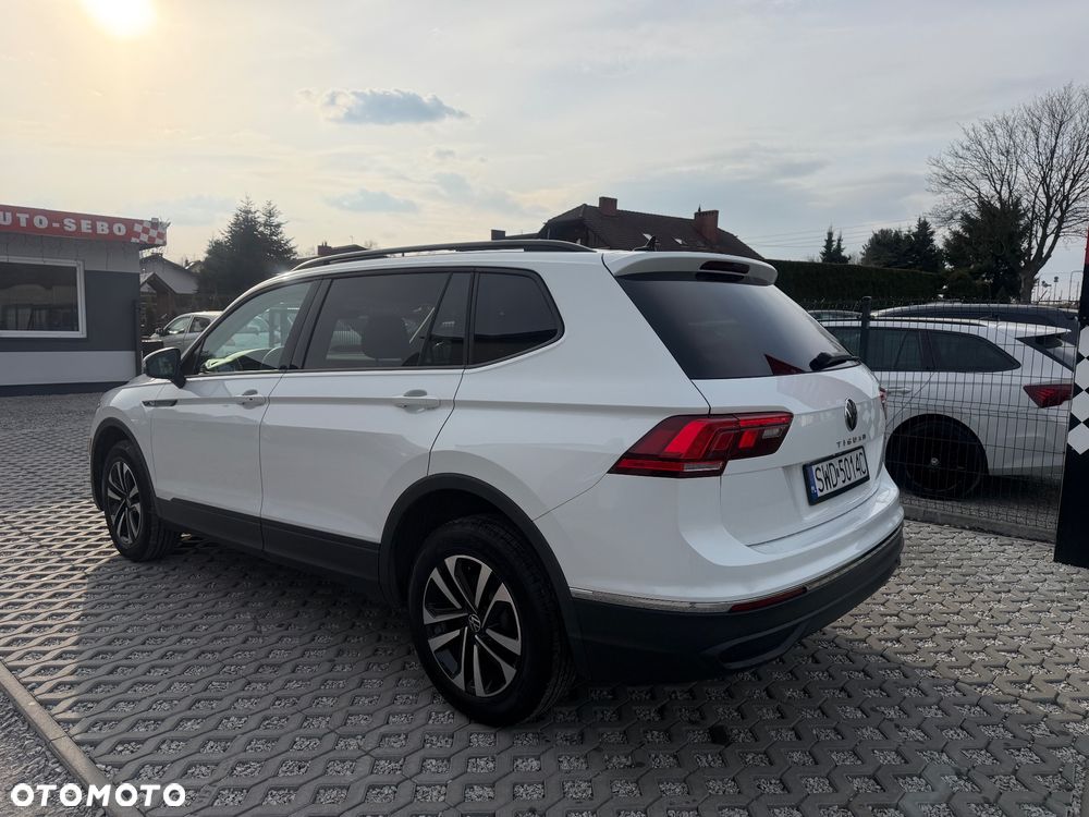 Volkswagen Tiguan Allspace - 10