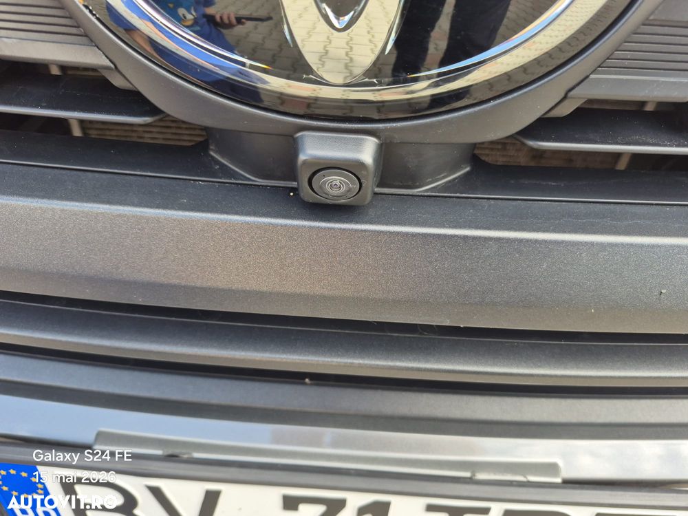 Toyota Hilux 2.8D 204CP 4x4 Double Cab AT Invincible - 9