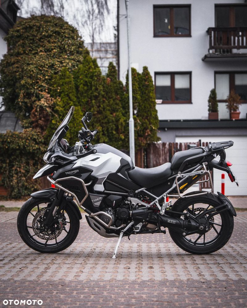 Triumph Tiger - 2
