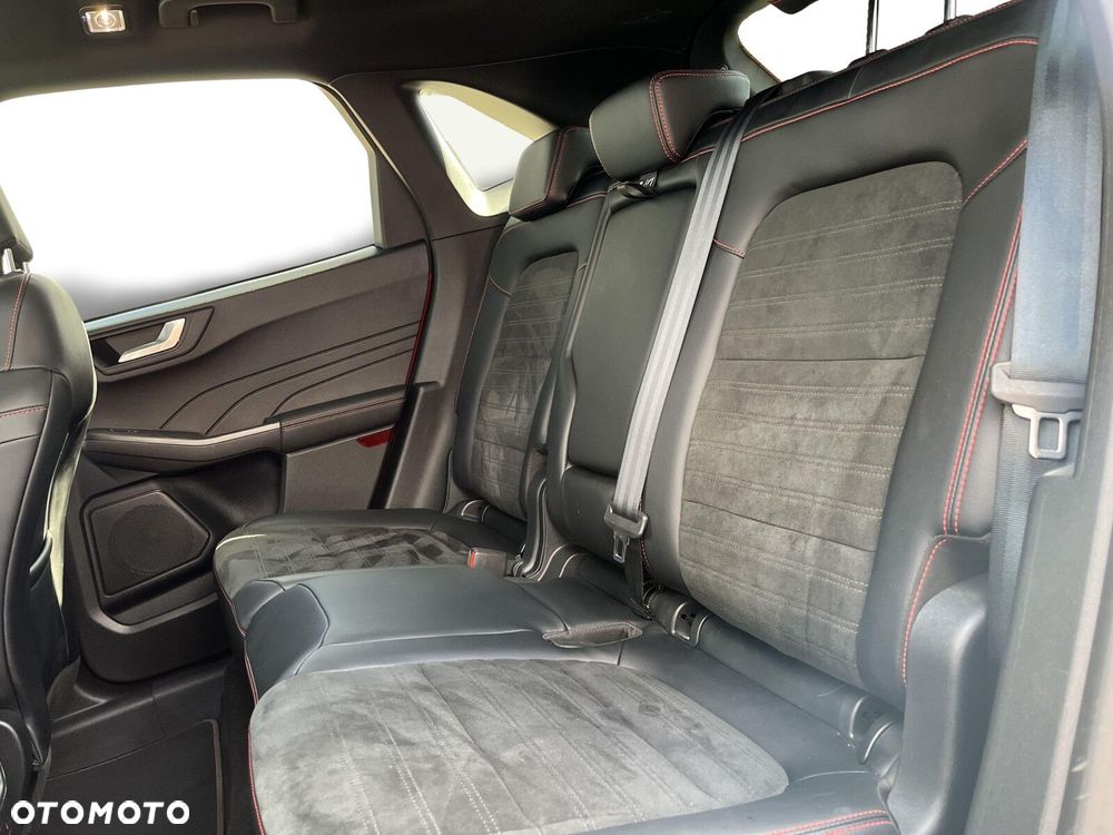 Ford Kuga 2.5 FHEV AWD ST-Line X - 15