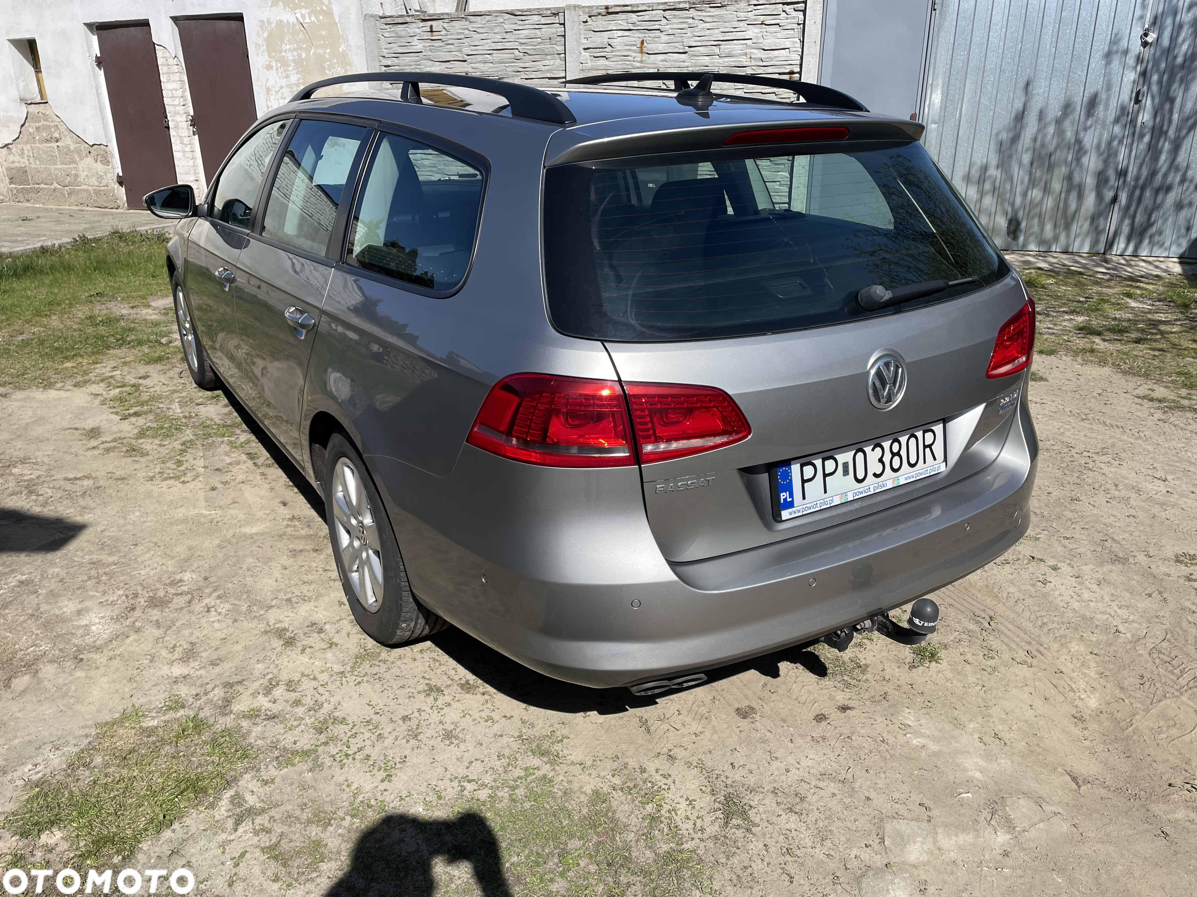 Volkswagen Passat - 11