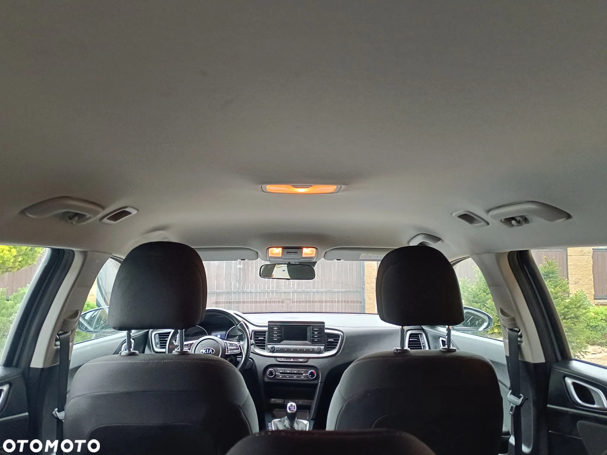 Kia Ceed 1.6 CRDi mHEV M - 14
