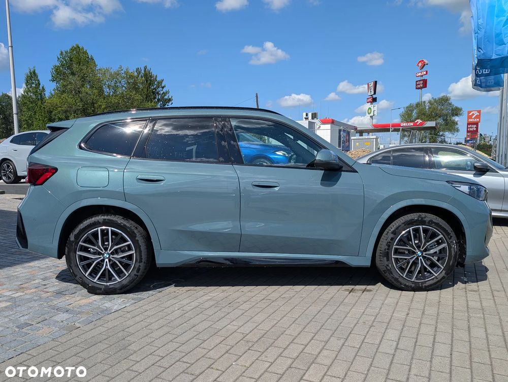 BMW X1 sDrive20i mHEV - 8