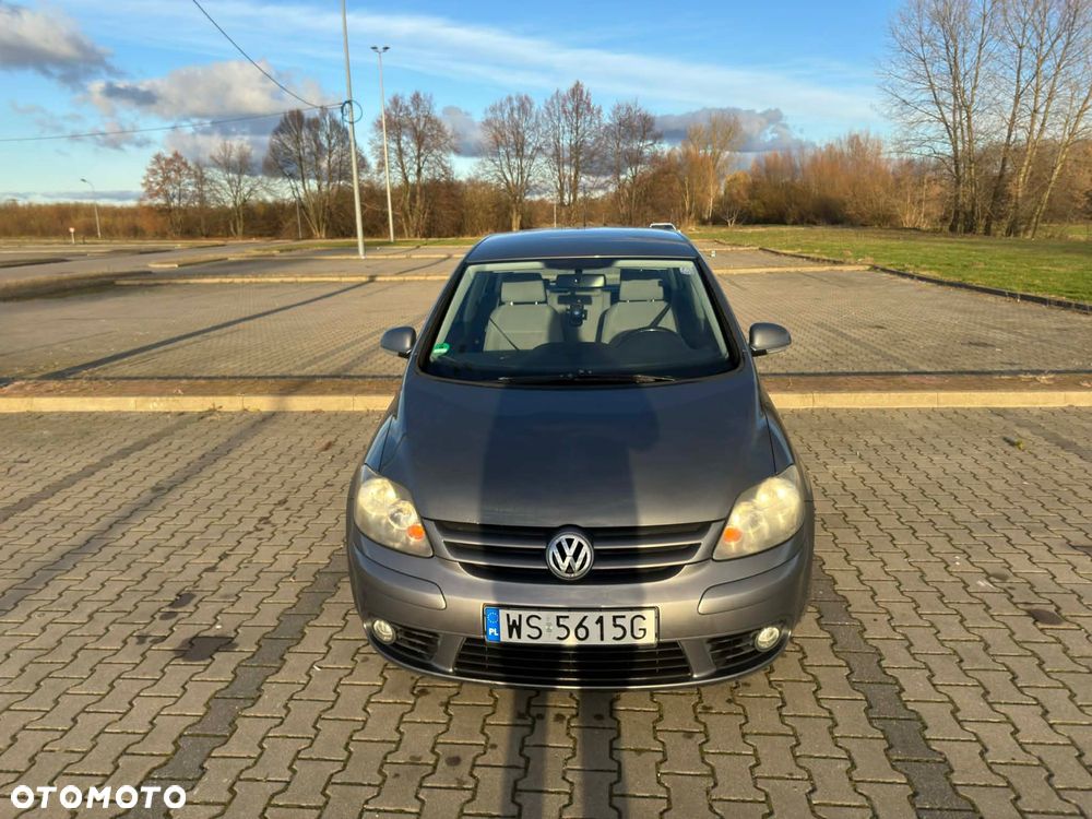 Volkswagen Golf - 10