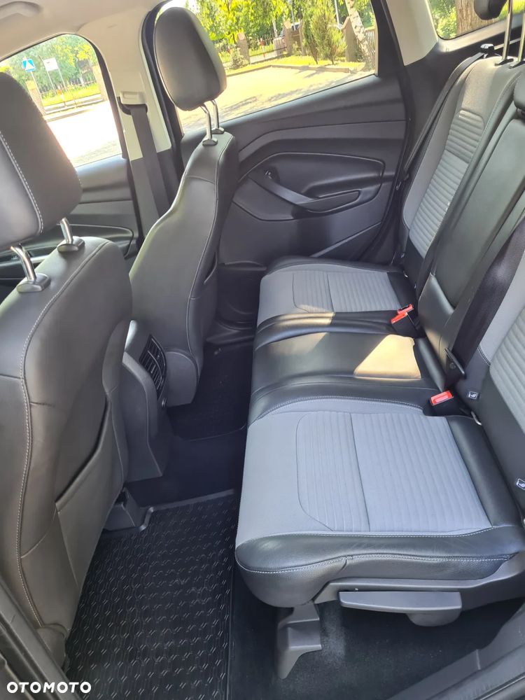 Ford Kuga 2.0 TDCi AWD Titanium - 9