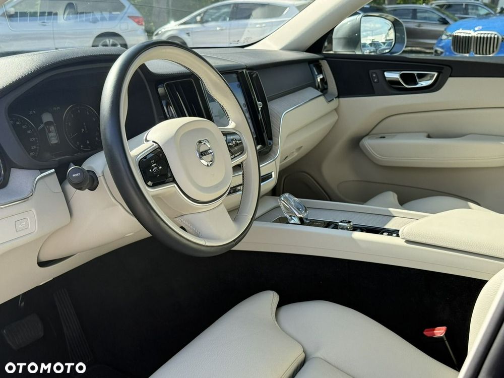 Volvo XC 60 - 10