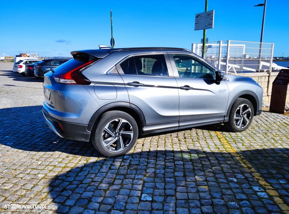 Mitsubishi Eclipse Cross 2.4 PHEV eMotion - 3