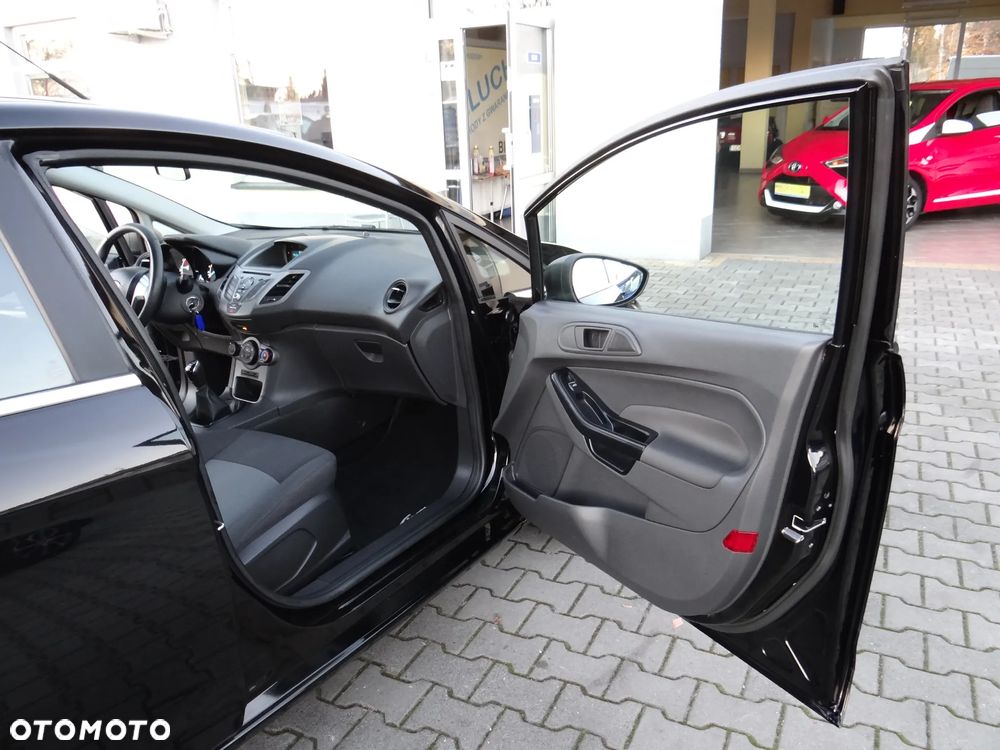 Ford Fiesta 1.25 Titanium - 29