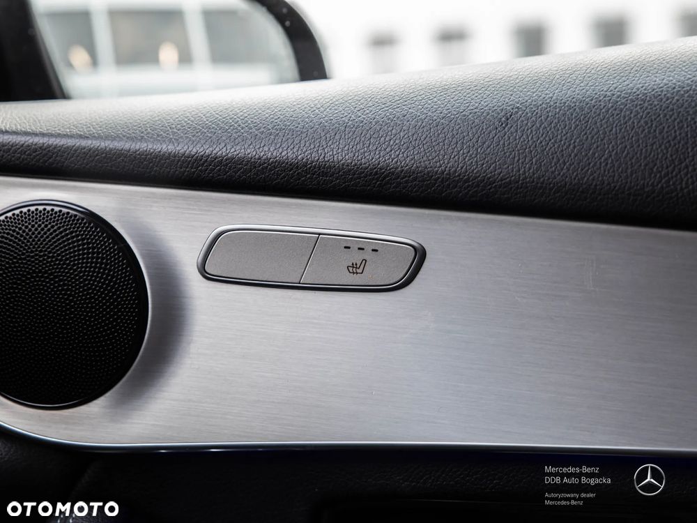 Mercedes-Benz GLC 300 e 4-Matic Business Edition - 9