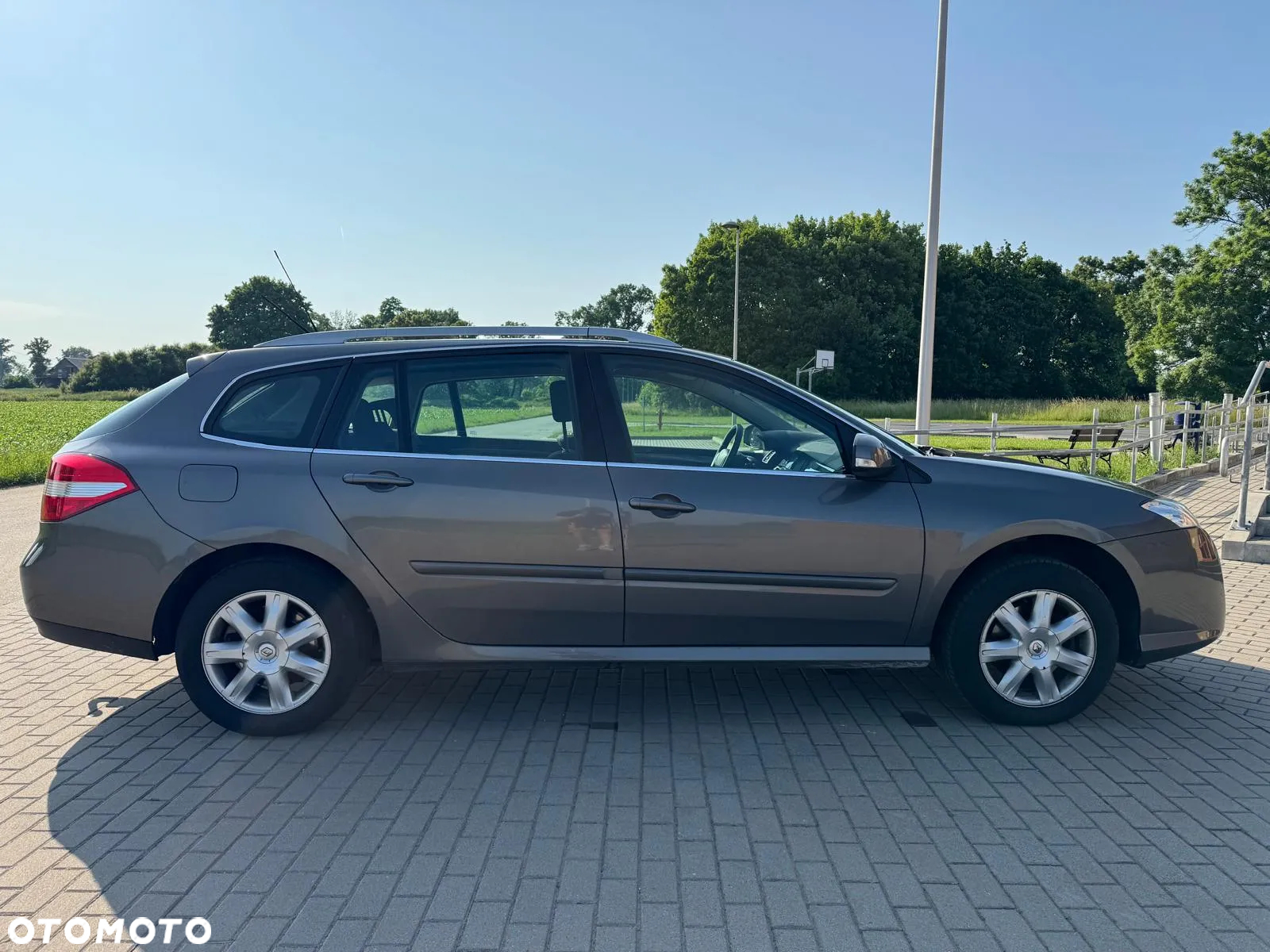 Renault Laguna Grandtour ENERGY dCi 130 FAP Start-Stop Limited - 6